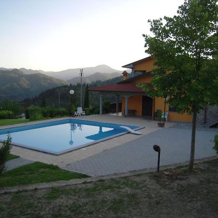 B&B Il Pozzo Di Celle Vernio Extérieur photo