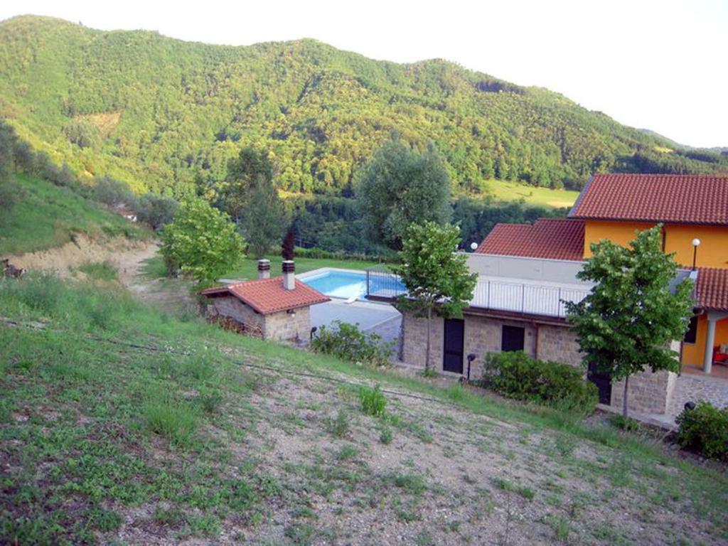 B&B Il Pozzo Di Celle Vernio Extérieur photo